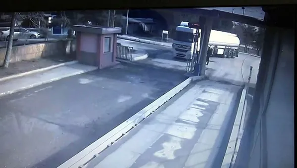 Denizli'de akılalmaz olay! Çalıştıkları fabrikadan onbinlerce ton yakıt çaldılar!-4