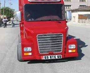 İşte ilk yerli TIR!