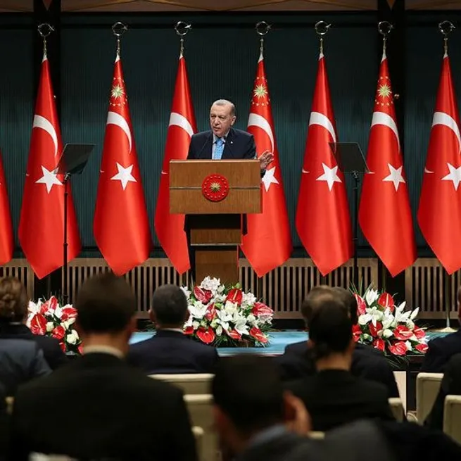 EYT bu hafta tamam | Başkan Erdoğan ve Bakan Bilgin detayları duyurdu: Yaş şartı olacak mı? Emekli ve memur zammı...