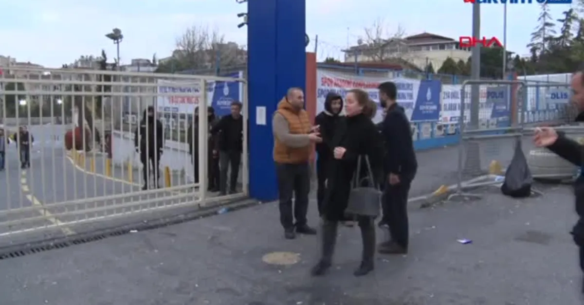 Fatih'te geçersiz oyların sayımı sona erdi