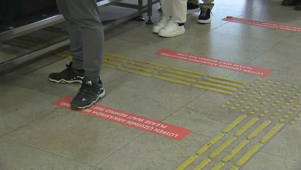 Sabiha Gökçen Havalimanı'nda koronavirüs önlemi! Kırmızı bant uygulamasına geçildi-4