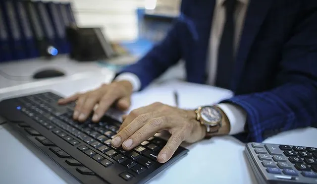 Sağlık Bakanlığı 30 bin kamu personeli alımı başvuru şartları açıklaması-3