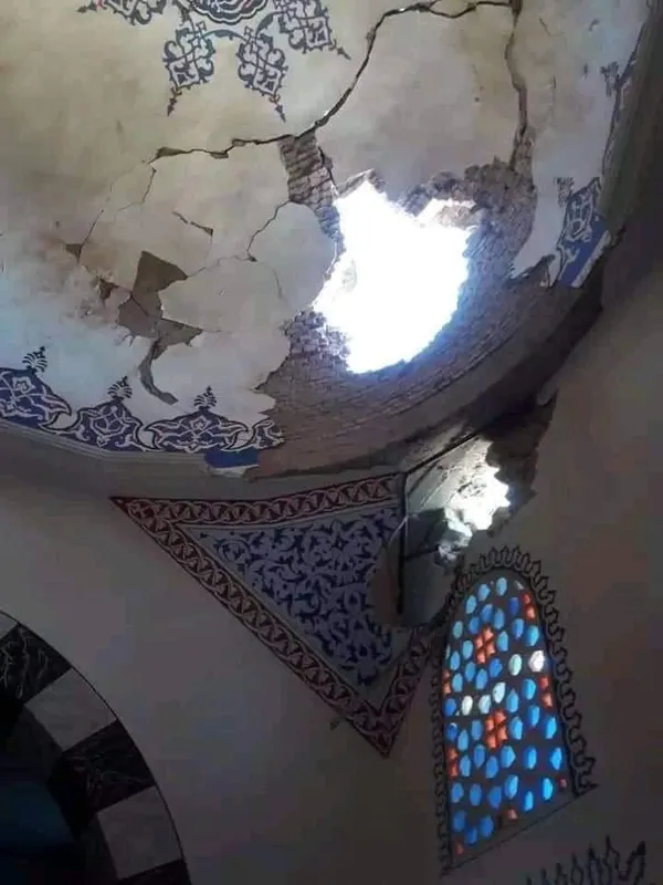 tikanin-yeniledigi-habesistan-krali-necasinin-turbesi-etiyopyadaki-catismalarda-hasar-gordu-1609541960058.jpg TİKA’nın yenilediği Habeşistan Kralı Necaşi'nin türbesi, Etiyopya'daki çatışmalarda hasar gördü-6