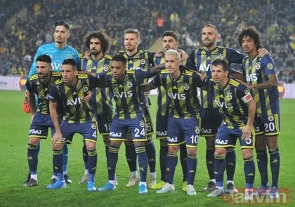Jose Mourinho gözünü Fenerbahçe’nin yıldızına dikti! Çılgın teklifle kapıyı çalacak