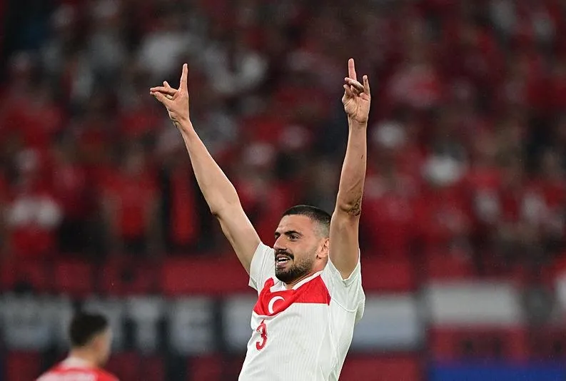 Merdan Yanardağ’ın ’bozkurt’ cehaleti!