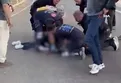 Motosikletten yola savruldu, durumu kritik!