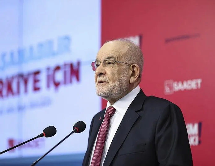 AK Parti’yi bölme görevi mi verildi?