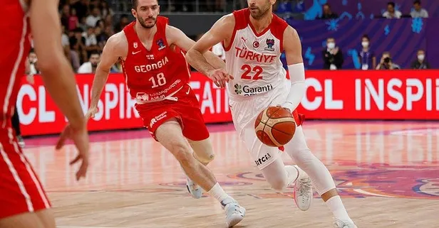 A Milli Takımımızın Gürcistan ile oynadığı maçta milli oyuncumuz Furkan Korkmaz'a skandal saldırı