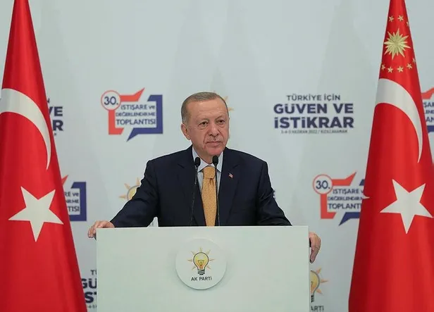 baskan-erdogan-ak-partinin-kizilcahamamda-duzenledigi-30-istisare-ve-degerlendirme-toplantisinda-konustu-1654381917805.jpeg