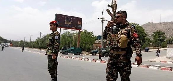 NATO AFGANİSTAN'DAKİ SON 95 İLÇENİN SORUMLULUĞUNU AFGAN GÜVENLİK GÜÇLERİNE DEVRETTİ