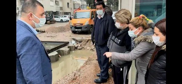 İzmir'de vatandaşı isyan ettiren olay! Şehrin göbeğine yapılan foseptik çukuruna sert tepki!-3