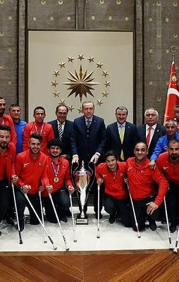 Erdoğan Ampute Milli Takımı'nı kabul etti