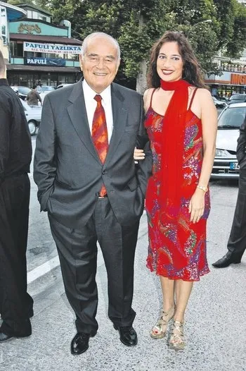 Ünlü doktor Mehmet Öz'ün kardeşi Nazlım Öz’e video şoku! Kardeşler arasındaki husumet büyüyor...-2