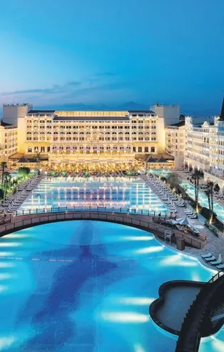 Rus iş insanı Telman İsmailov’un Antalya’da açtığı Mardan Palace icradan alıcı bekliyor!