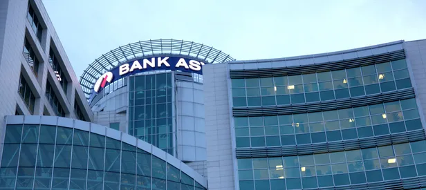 Bank Asya yöneticilerine baskın