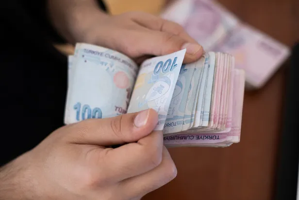 ramazan-bayrami-emekli-ikramiyeleri-2022-ne-zaman-hangi-gun-verilecek-yeni-emekliler-ikramiye-aliyor-mu-ikrami-1650367553048.jpg Ramazan Bayramı emekli ikramiyeleri 2022 ne zaman, hangi gün verilecek? Yeni emekliler, engelliler ikramiye alıyor mu? İkramiyelerden kesinti yapılabiliyor mu?-5