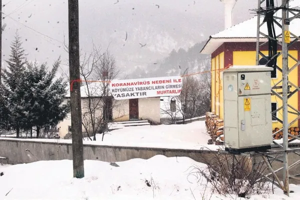 Türkiye'de tedbirler sonuç verdi: Corona yoğun bakım servisi boşaldı-11