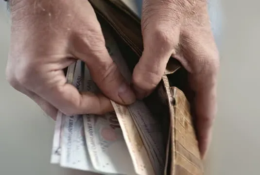 Emekliye taban aylık farkı