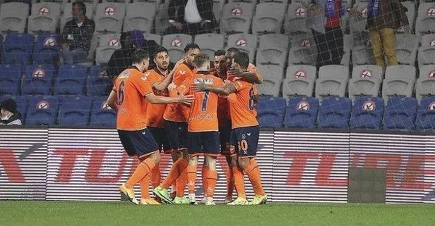 Başakşehir, Emre Belözoğlu ile ilk maçında Beşiktaş’ı 3 golle devirdi