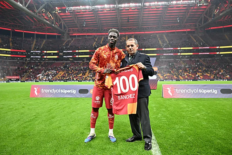 Galatasaray'dan ters köşe transfer! Dünya devinden gelecek - 15