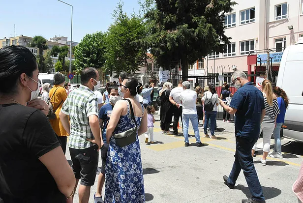 Koronavirüs gölgesinde yapılan LGS'de veliler sınıfta kaldı!-2