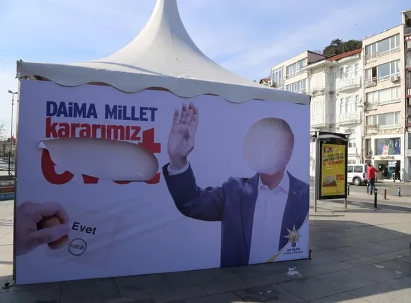 AK Parti'nin referandum çadırına saldırı!-1
