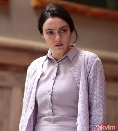 Alemin Kralı'nın Oben'i Birsu Demir mayolu pozlarıyla cesaretini konuşturdu! Yerli Dua Lipa'yı siz bir de böyle görün - 16