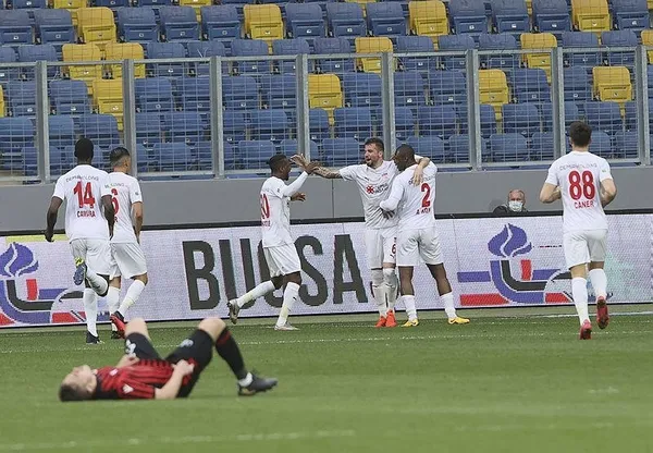 Ligde 2 maç daha var (Yurttan ve dünyadan spor gündemi)-6