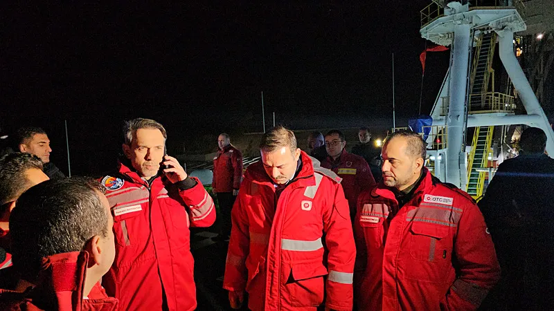 Bakan Bayraktar, Fatih Sondaj Gemisi'nin yeni yıldaki ilk görev yeri belli oldu (Fotoğraf: DHA)