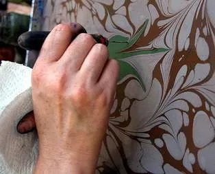 Ebru sanatı Avrupa’ya açılıyor