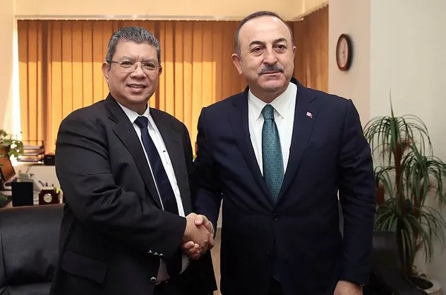 Son dakika: Dışişleri Bakanı Mevlüt Çavuşoğlu, Malezyalı ve Lübnanlı mevkidaşlarıyla Cidde'de görüştü