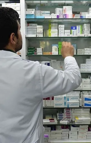 İlaçta sorun çözülüyor! Bakan Koca açıkladı: "Piyasada halen az bulunan ilaçların ihracatına bir süreliğine ara verdik"