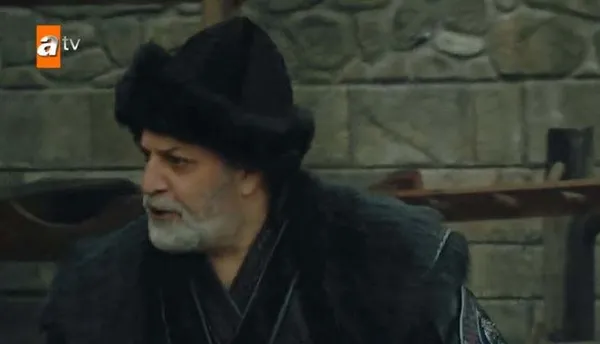 kurulus-osmanda-nefes-kesen-sahne-osman-bey-vezir-alemsah-ve-tekfurlarin-planini-darmadagin-etti-1640805129228.jpg Kuruluş Osman’da nefes kesen sahne: Osman Bey, Vezir Alemşah ve tekfurların planını darmadağın etti!-3