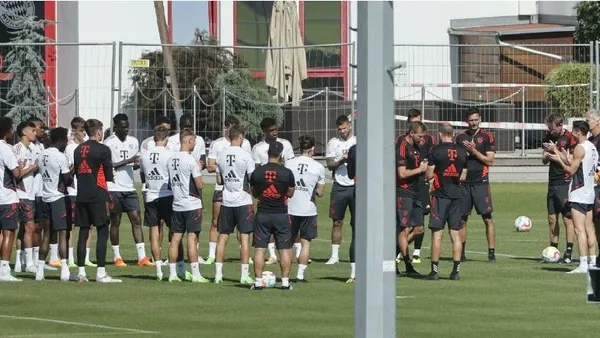 robert-lewandowski-barcelonada-kahn-transferi-acikladi-1657971058578.jpg Robert Lewandowski Barcelona'da! Resmi açıklama geldi-4