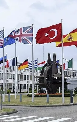 Karadağ'ın NATO üyeliği resmen başladı