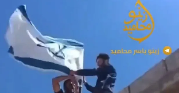 Suriye'de niyet belli senaryo kirli! İsrail Süveyda'yı kaşıdı Kamışlı'nın biti kanlandı: Dürziler İsrail bayrağı çekip YPG şemsiyesi istedi