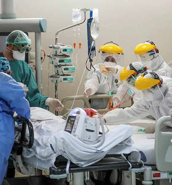 Koronavirüsü yenen doktor anlattı: Koronavirüs ciğerlerimin yüzde 70'ini kapladı!-1