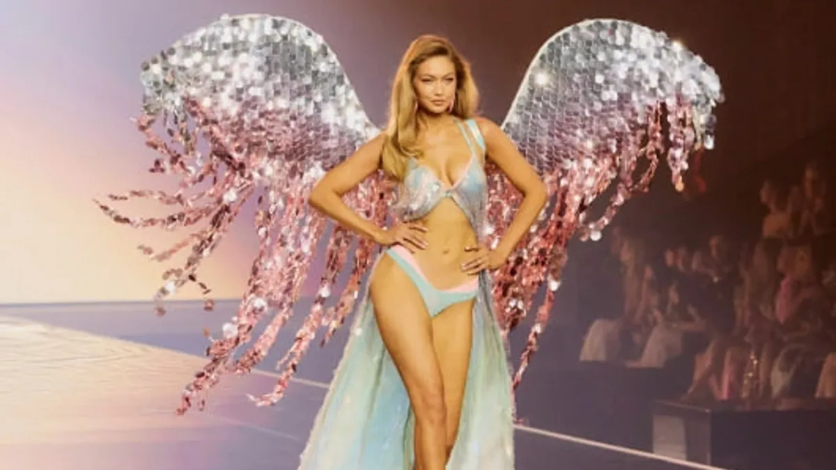Los Angeles'ta unutulmaz Victoria's Secret rüzgarı! Kylie Jenner, Adriana Lima ve Barbara Palvin geceye damga vurdu-10