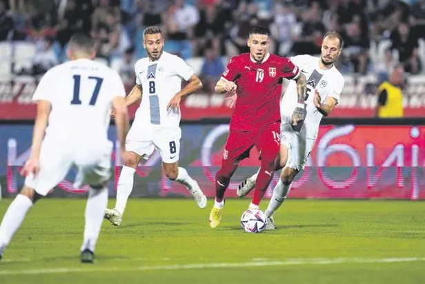 galatasaray-dostluk-turnuvasindaki-ilk-hazirlik-macinda-rayo-vallecanoya-1-0-maglup-oldu-spor-haberleri-1670115652249.jpeg Galatasaray Dostluk Turnuvası'ndaki ilk hazırlık maçında Rayo Vallecano'ya 1-0 mağlup oldu | Spor haberleri-12