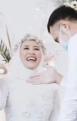 5 milyon izlenen Tiktok videosu sosyal medyayı ikiye böldü! Gelin kocasına sordu: Eski sevgilime sarılabilir miyim?