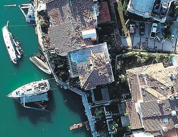 İzmir Çeşme önceki akşam hortum felaketiyle sarsıldı-5