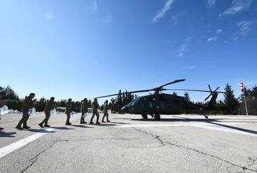 Mehmetçik milletin yanında!