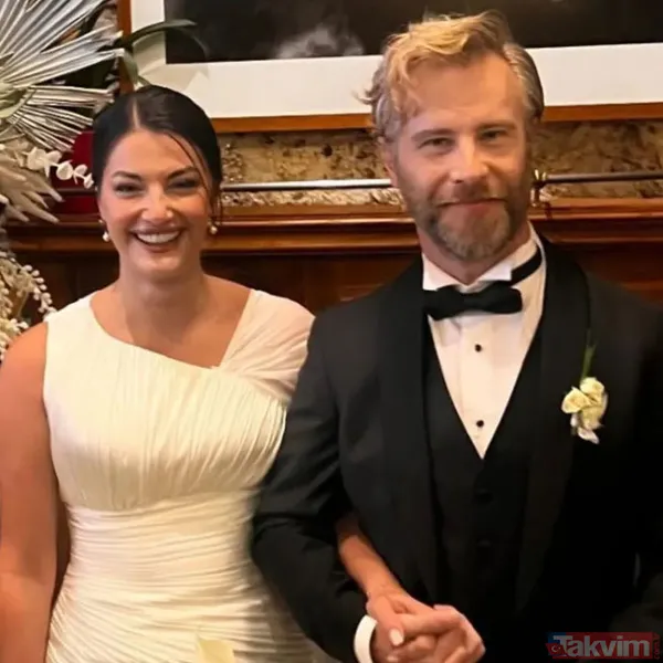 Kuruluş Osman'ın Lucas'ı Özgür Çevik’in 4 ay önce evlendiği eşine bakın! “Eyvah” deyip sokak ortasında evlilik teklifi etmişti - 18