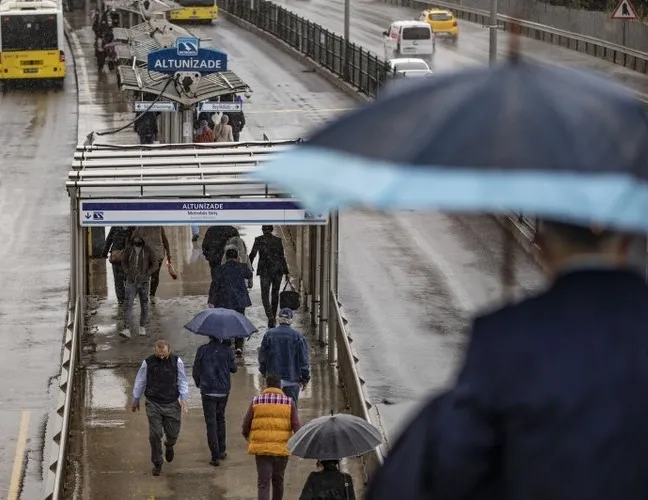 İstanbul’da toplu taşımada yine yoğunluk!