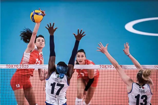 turkiye-rusya-voleybol-maci-ne-zaman-saat-kacta-filenin-sultanlari-turkiye-rusya-maci-hangi-kanalda-1627714899428.jpg Türkiye Rusya voleybol maçı ne zaman, saat kaçta? Filenin Sultanları Türkiye Rusya maçı hangi kanalda? Çeyrek final ne zaman?-4