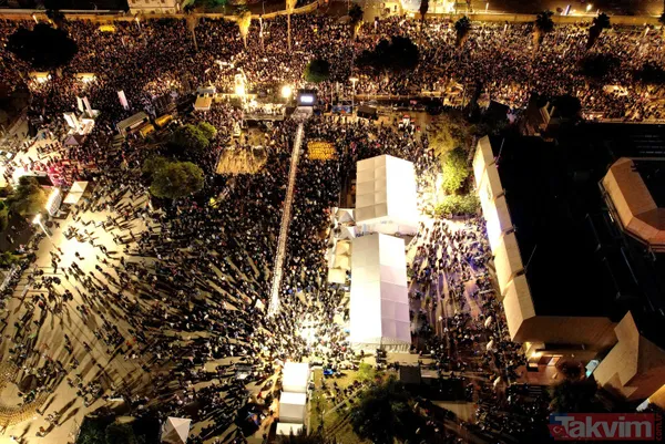 İsrailli esirlerin ailelerinden katil Netayahu'ya tepki yağmaya devam ediyor: Bakanlık yakındaki yolu 241 saniye boyunca trafiğe kapattılar - 9