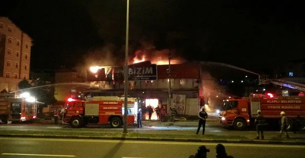 Normalleşmeye saatler kala Zonguldak’ta toptan market yandı