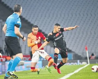 Mercan imzayı atıyor
