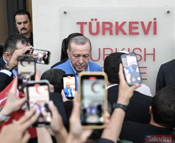 Başkan Erdoğan'a sevgi seli! Türkevi'nde coşkuyla karşılandı - 2