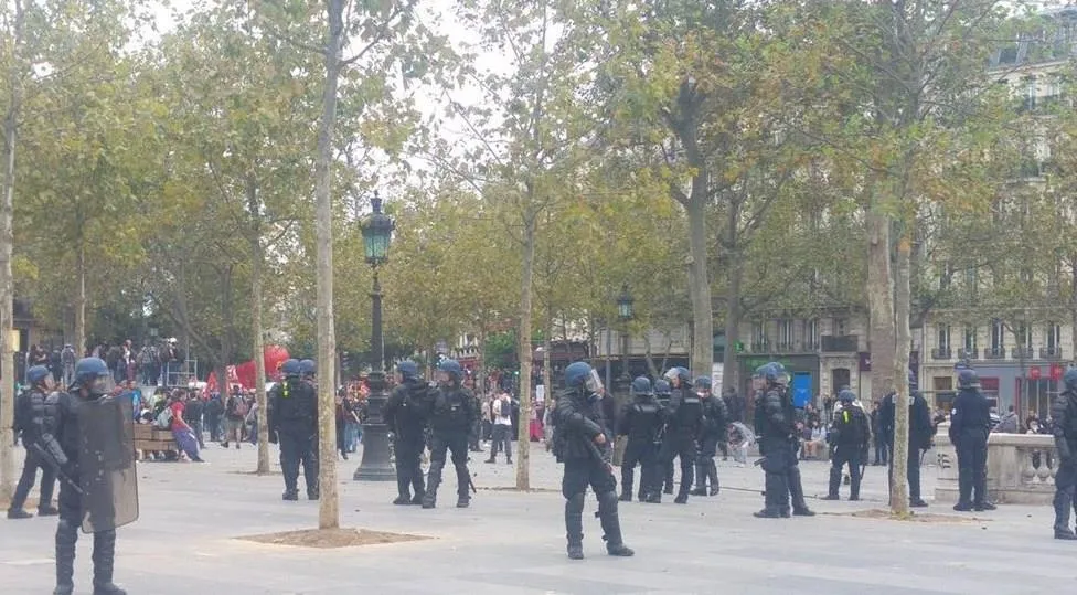 Fransa'da polis terörü-3